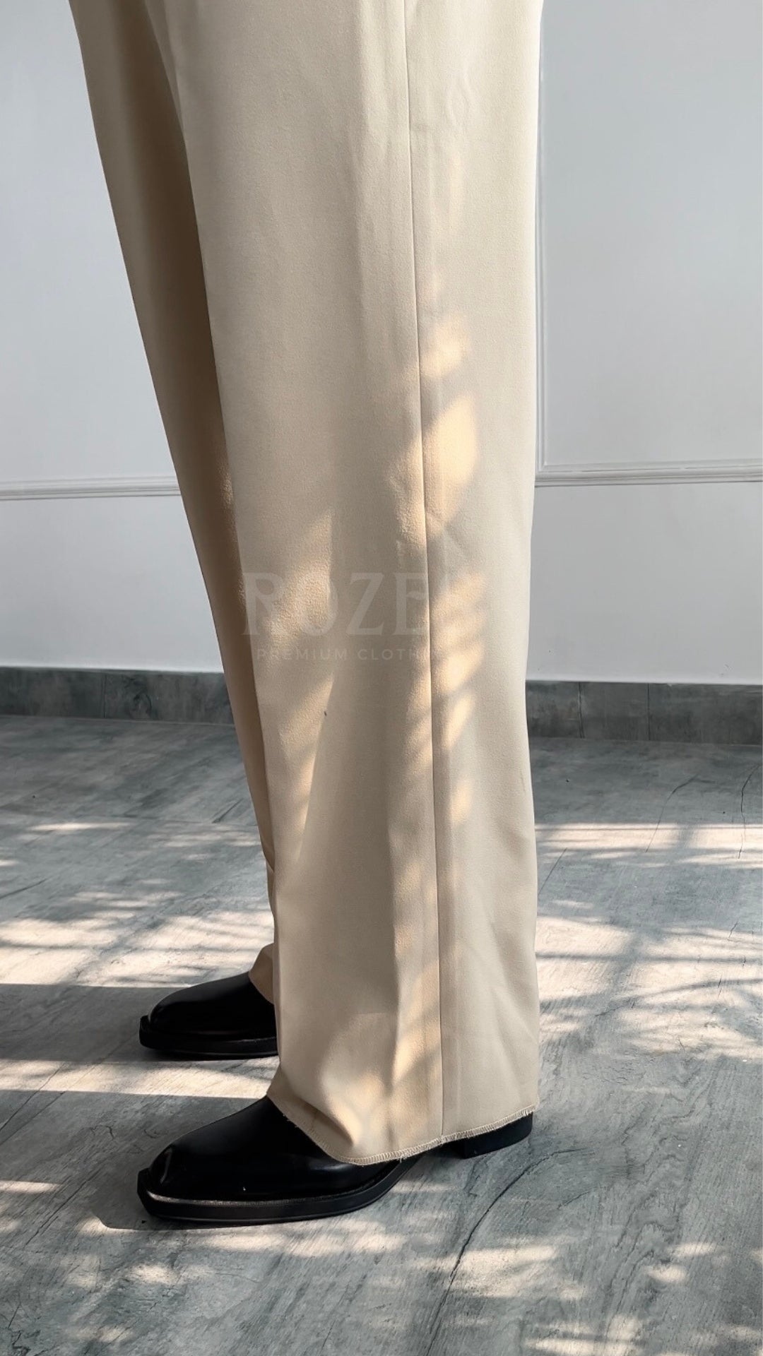 Cream Wide Leg Vintage fit Trousers